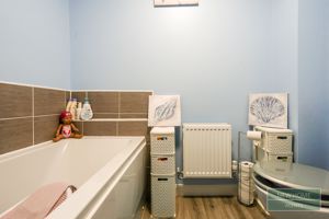 Photo 16- click for photo gallery